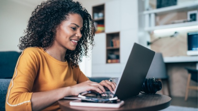 woman on laptop