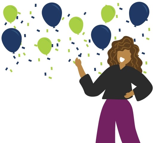 Persona que sonríe delante de unos globos